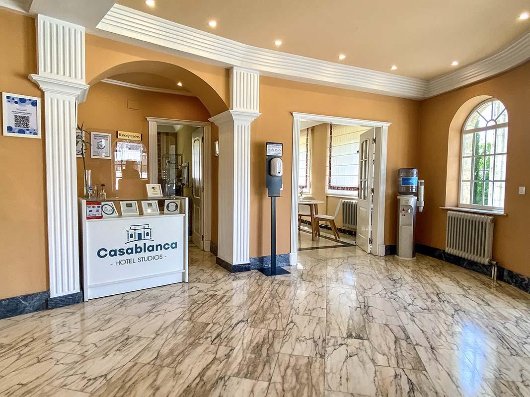 Casablanca Hotel Studios Санта Марта де Тормес Экстерьер фото