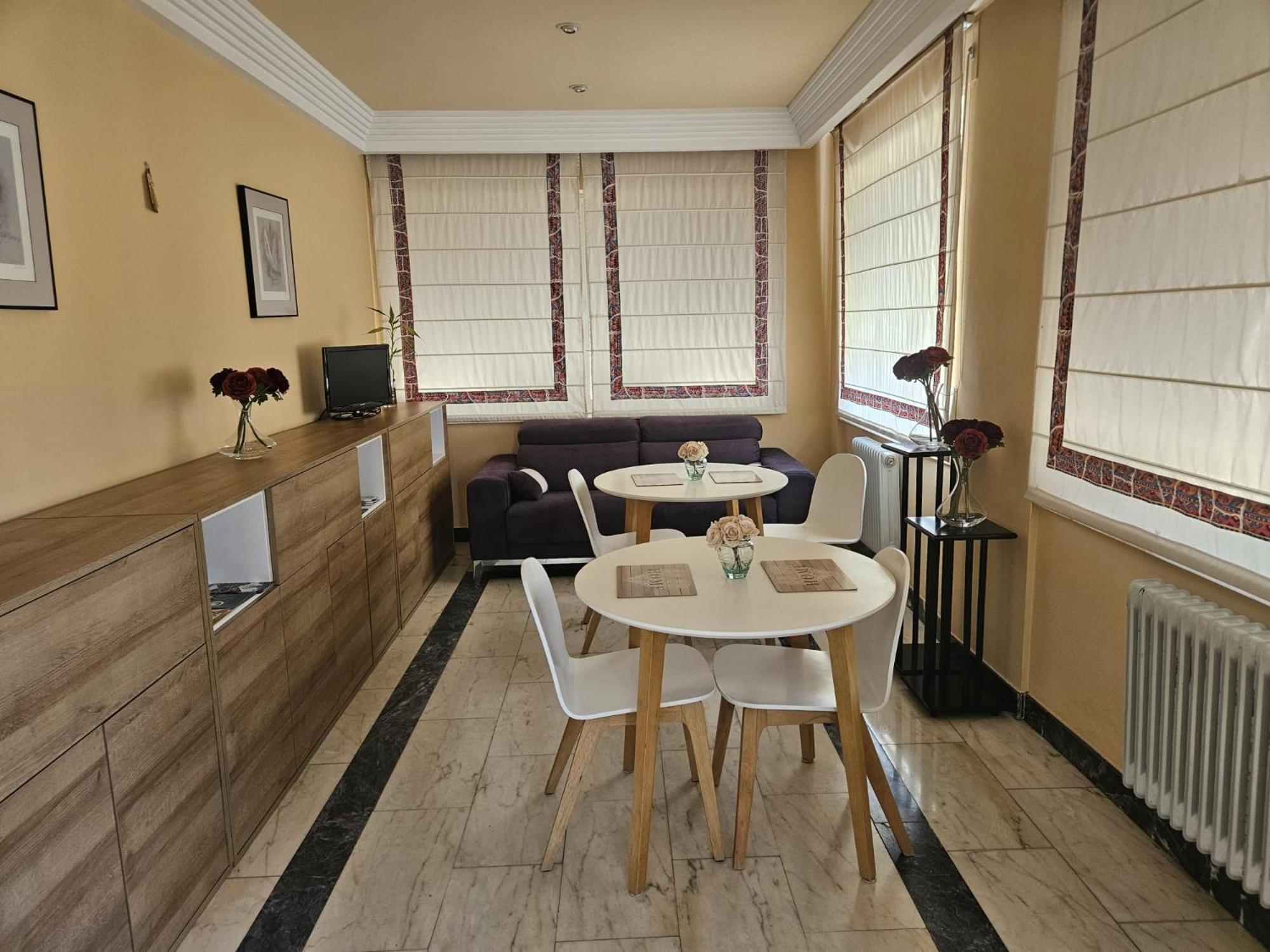 Casablanca Hotel Studios Санта Марта де Тормес Экстерьер фото